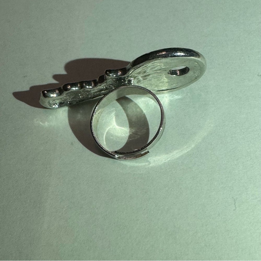 Key shaped ring - Picture 3 of 6